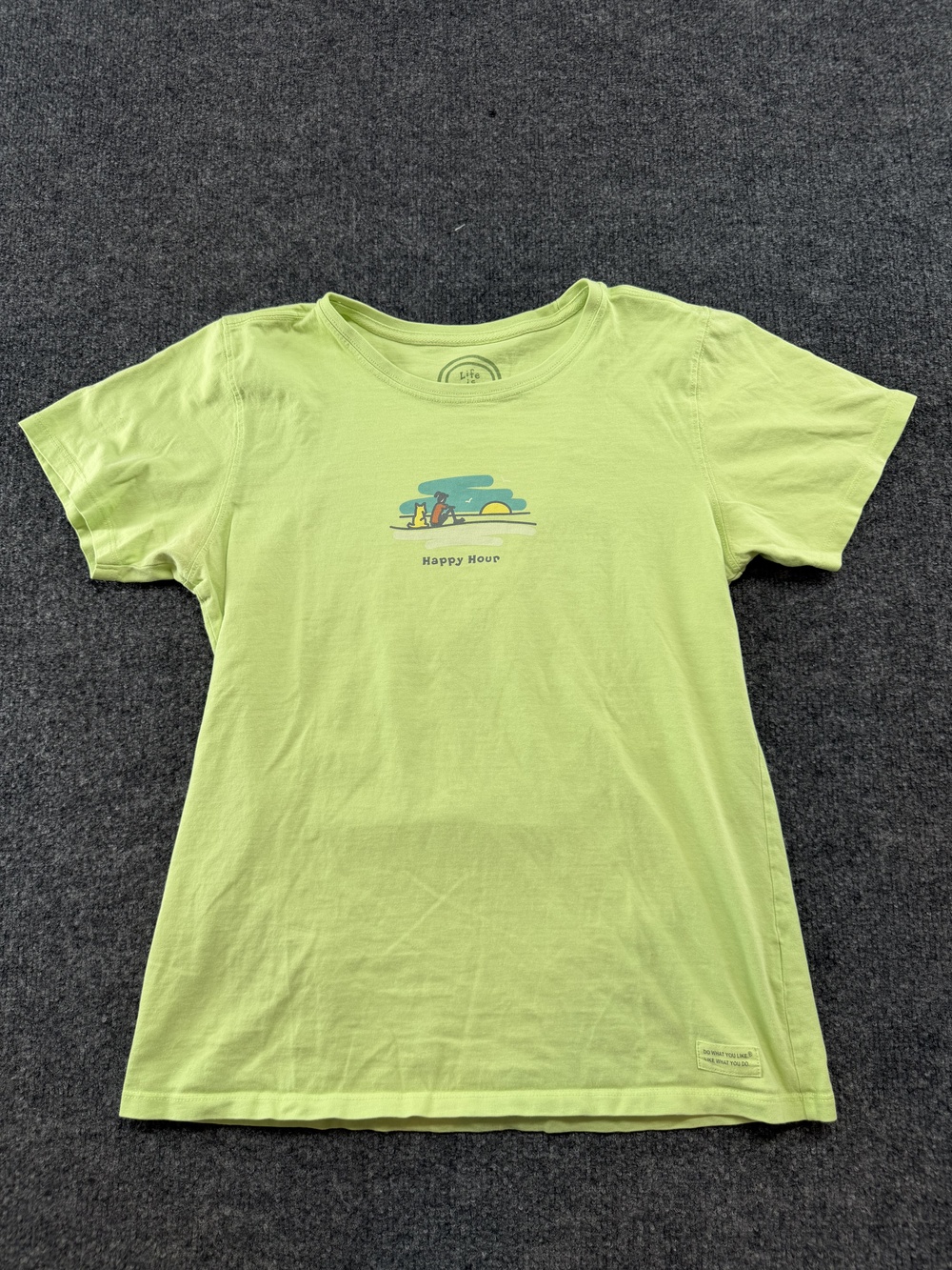 Life Is Good Shirt Womens Medium Green Happy Hour Dog Sunset Graphic Tee Top